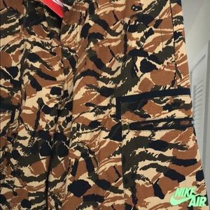 Casual Nike cargo shorts